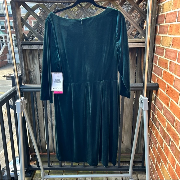 Betsey Johnson Green Velvet Plus Dress 16W - Picture 3 of 6